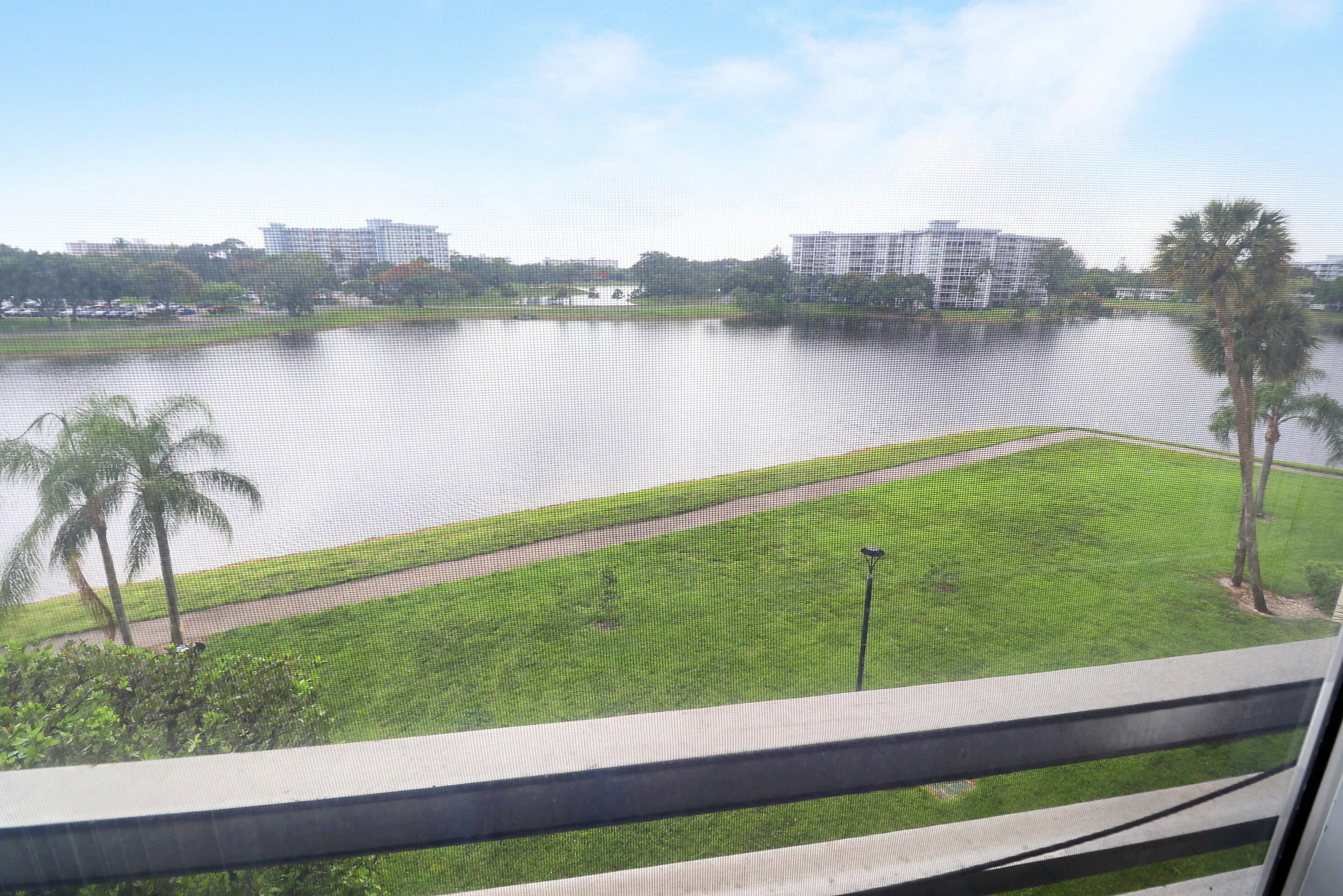 View 3095