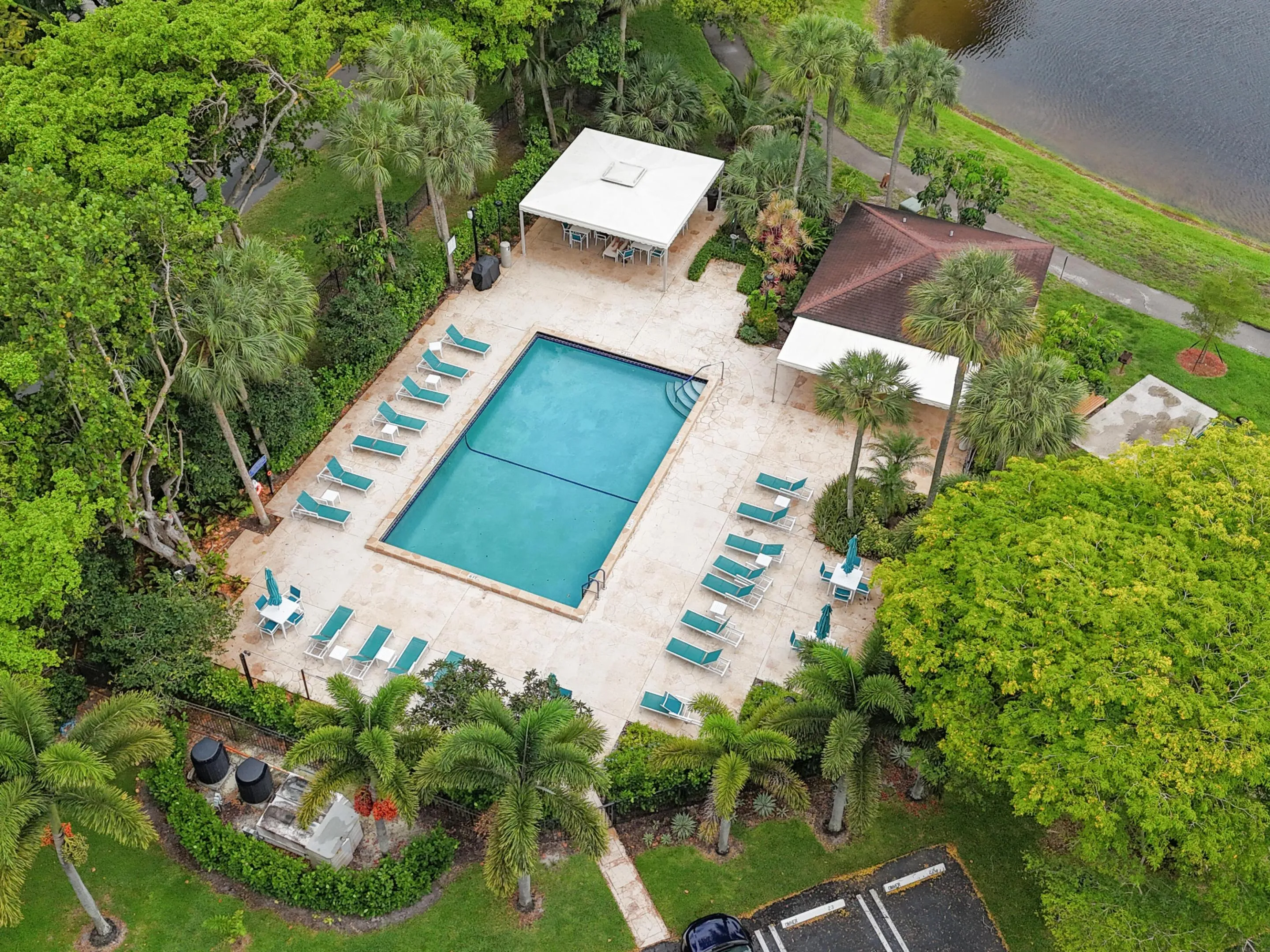 Pool Private for this building