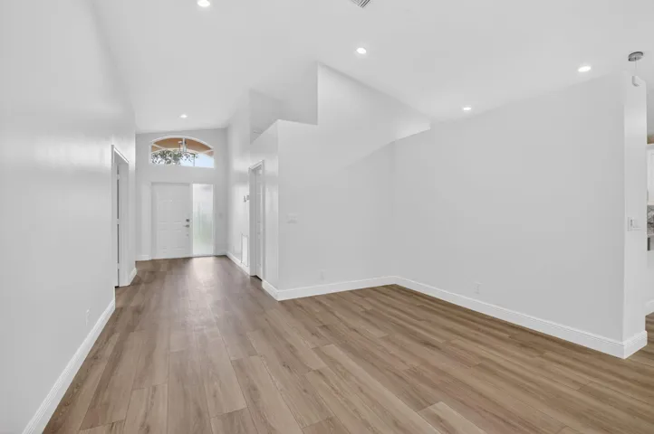 GREAT Open Living Space