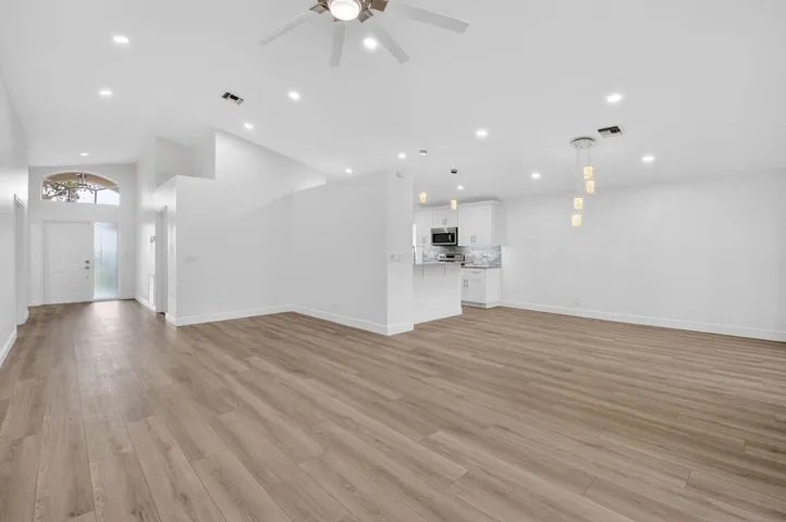 GREAT Open Living Space