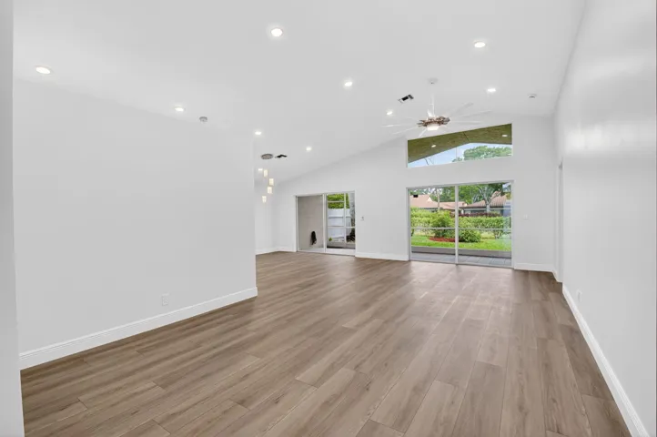 GREAT Open Living Space