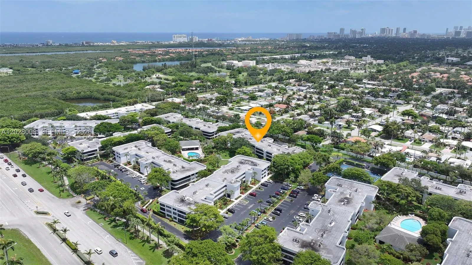 What a great location, close to the Ocean, the Broadwalk, the International Airport and the Cruise Port.