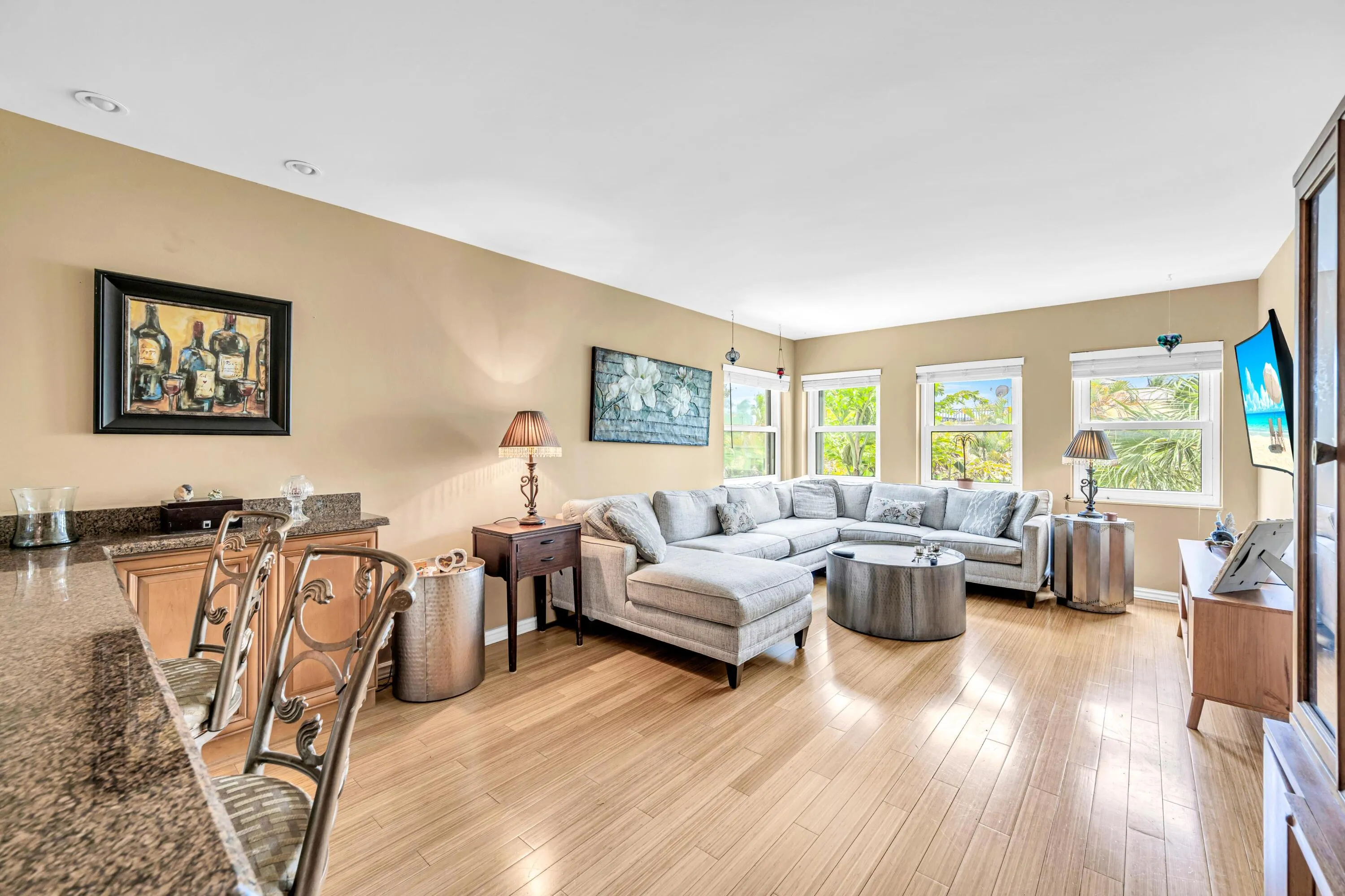 615 NE 12TH -1