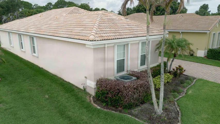 4376 NW Oakbrook Cir-0720