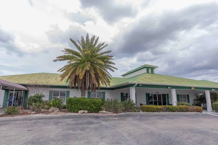 Front of Golf Clubhouse - Membership is NOT mandatory