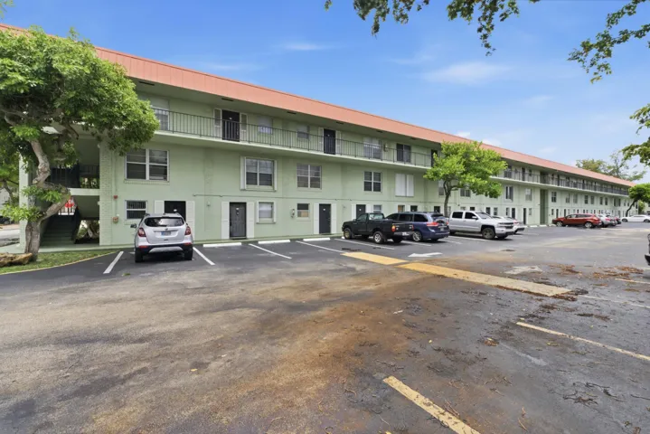 801 W Oakland Park blvd C11_017