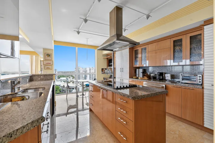 kitchen has ocean view