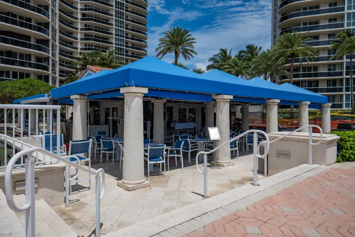 poolside restaurant