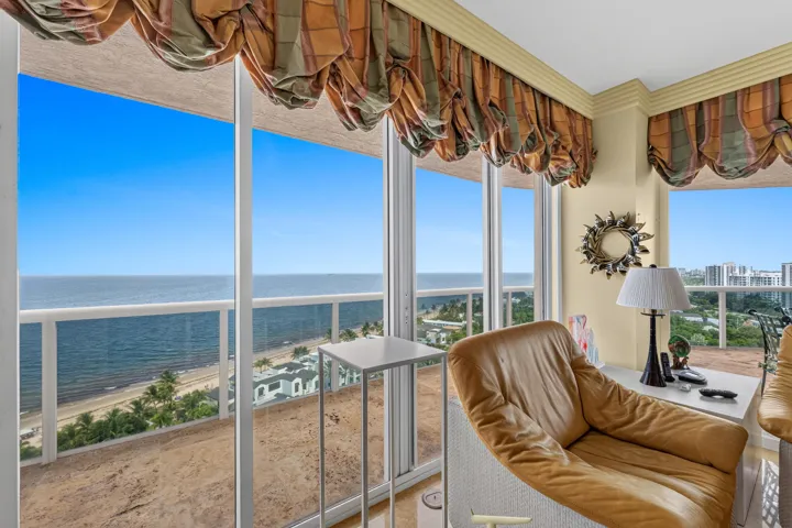 ocean view in den 3rd bedrm