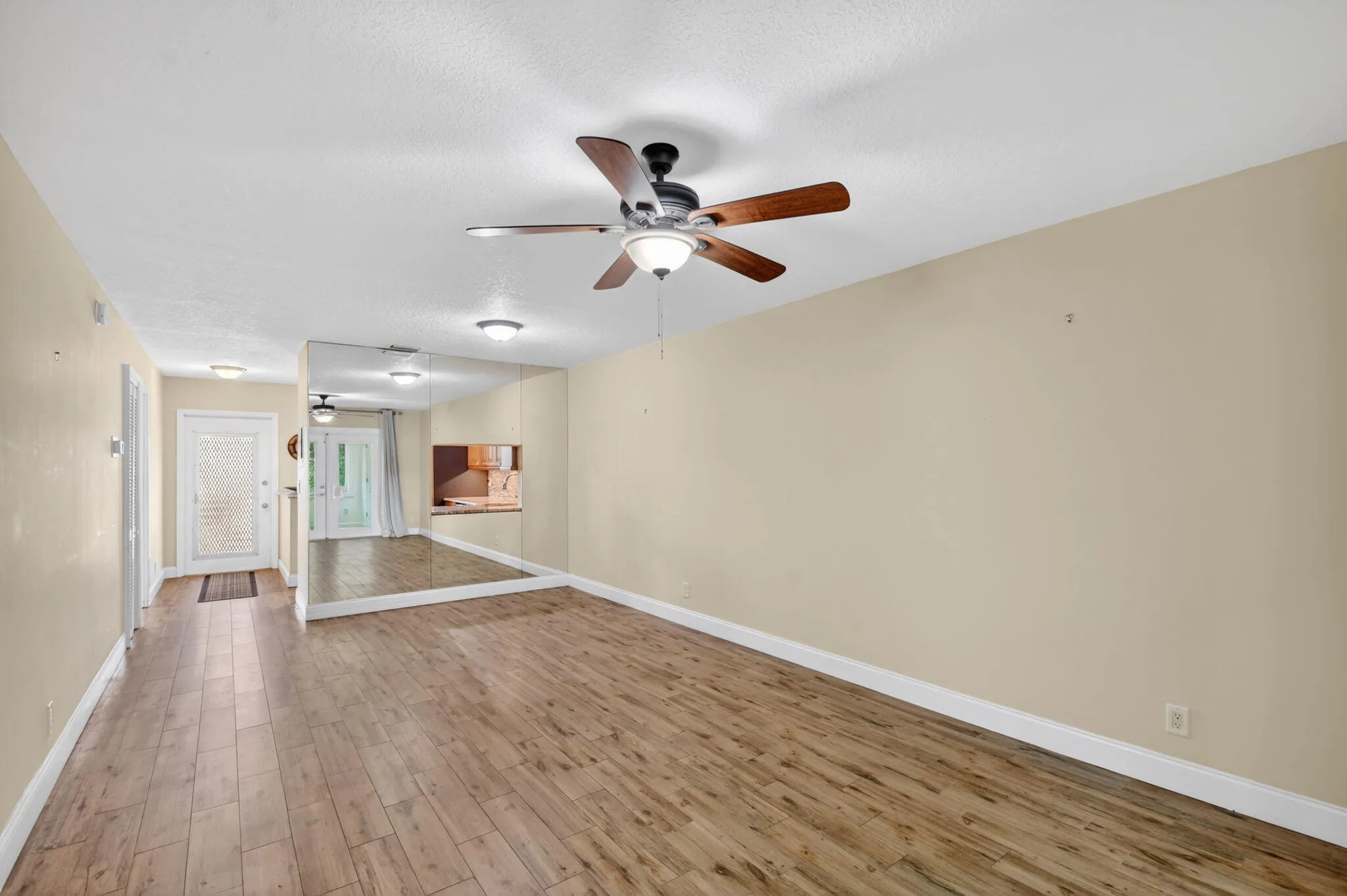 Living Area 3
