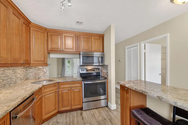 Kitchen 3