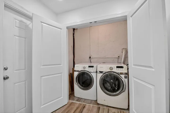 Full Size Washer - Dryer