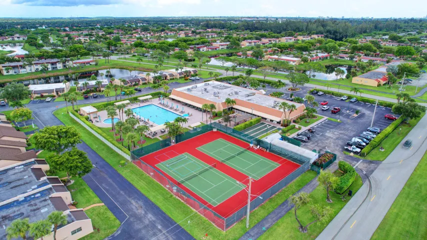 Aerial View Clubhouse