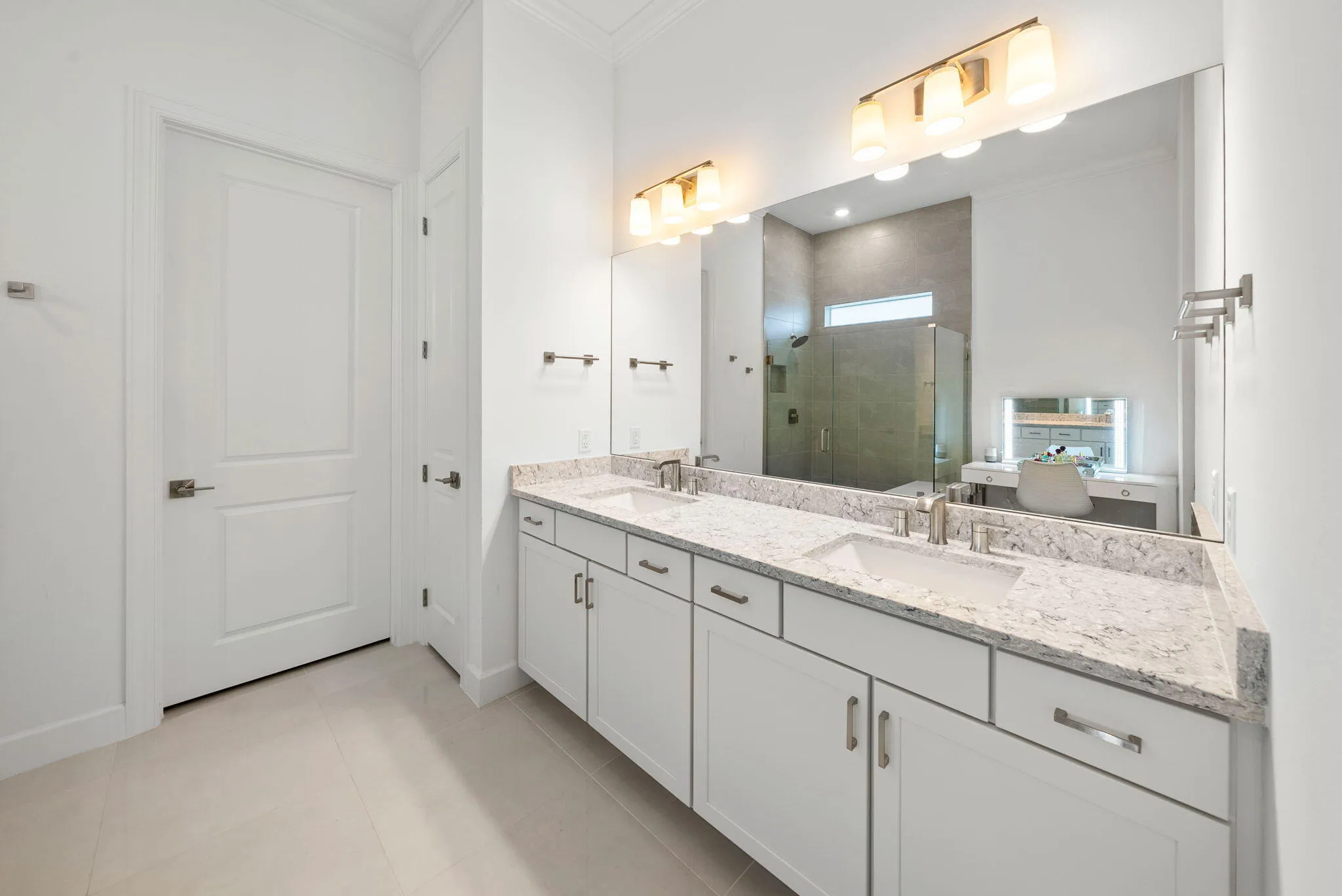 83-web-or-mls-PET06119