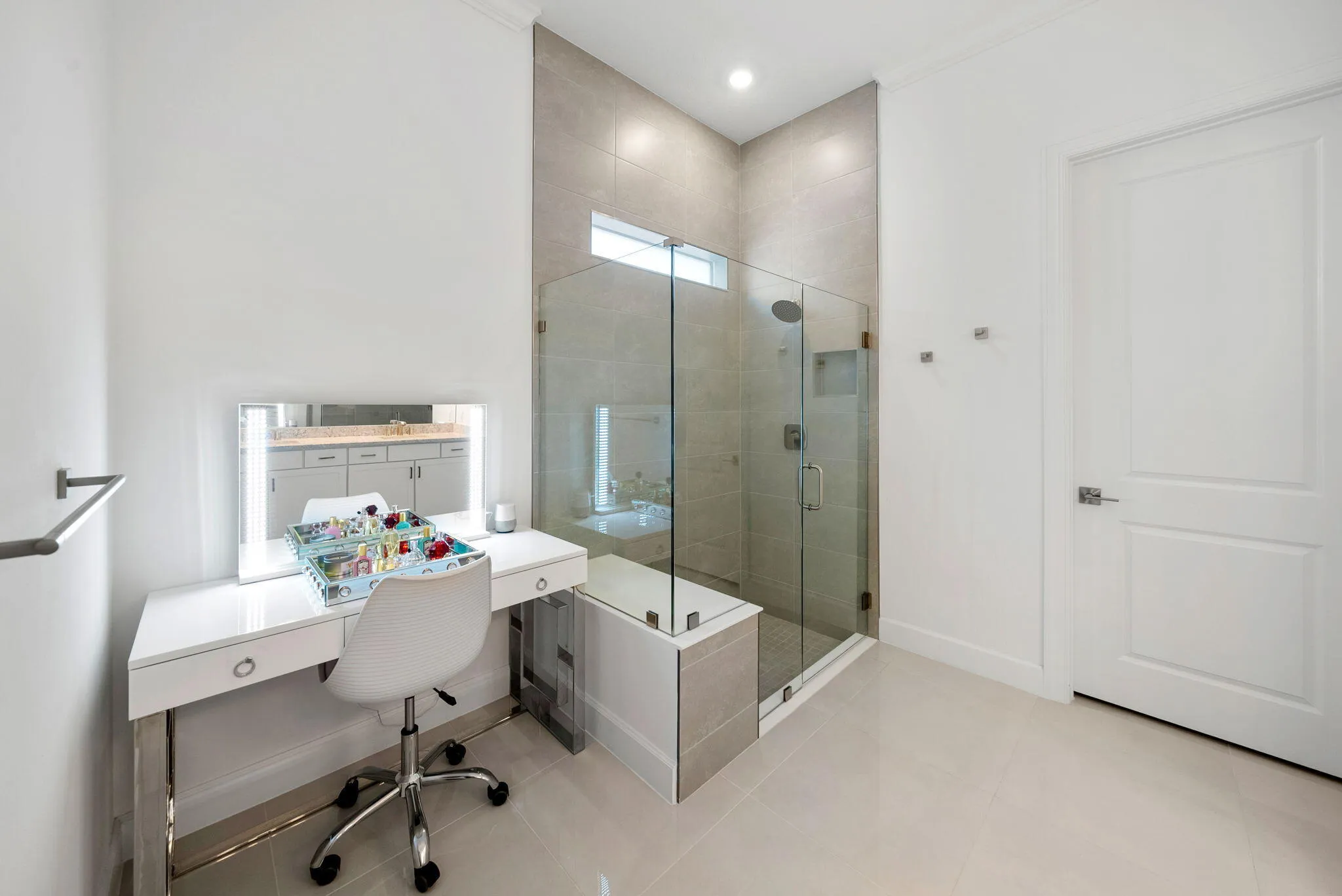 86-web-or-mls-PET06134