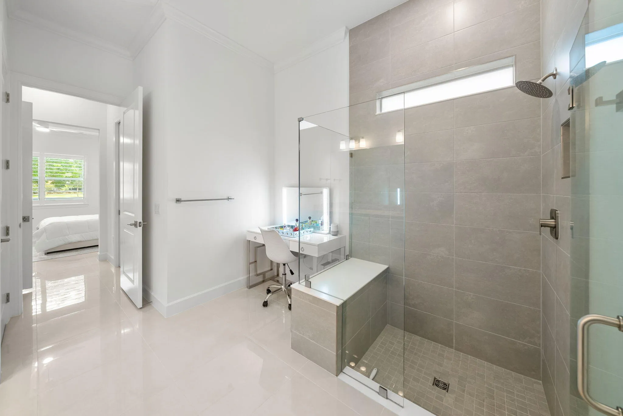 85-web-or-mls-PET06129