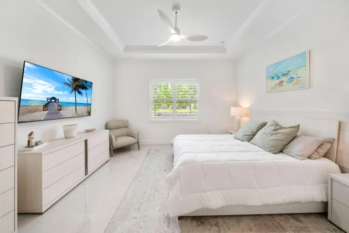 79-web-or-mls-PET06099