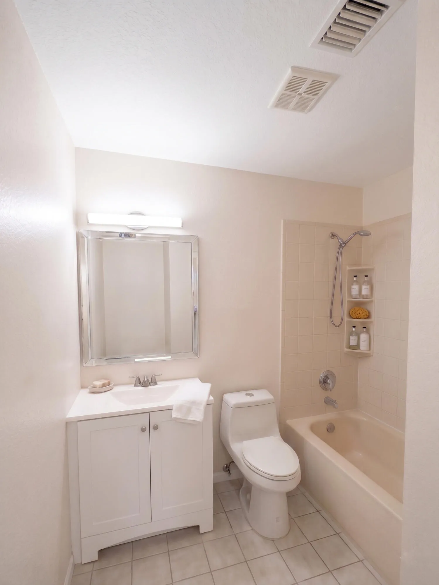 8-Guest Bath