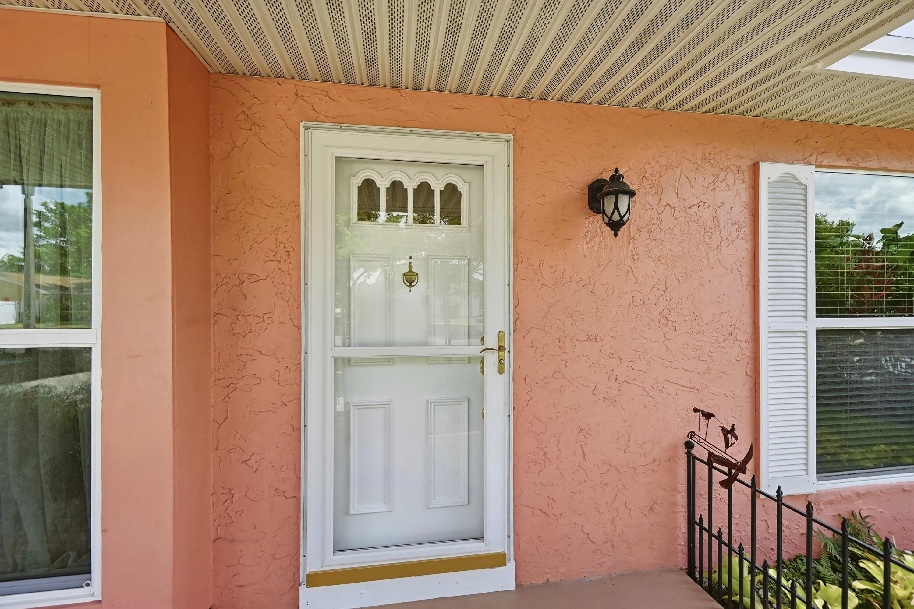 Inviting Entry to your new home