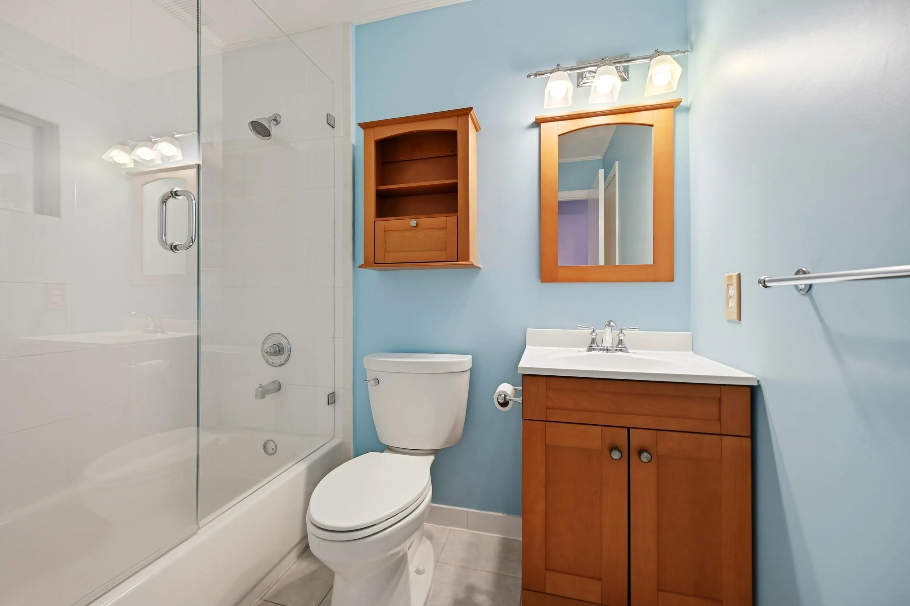 2nd Bathroom