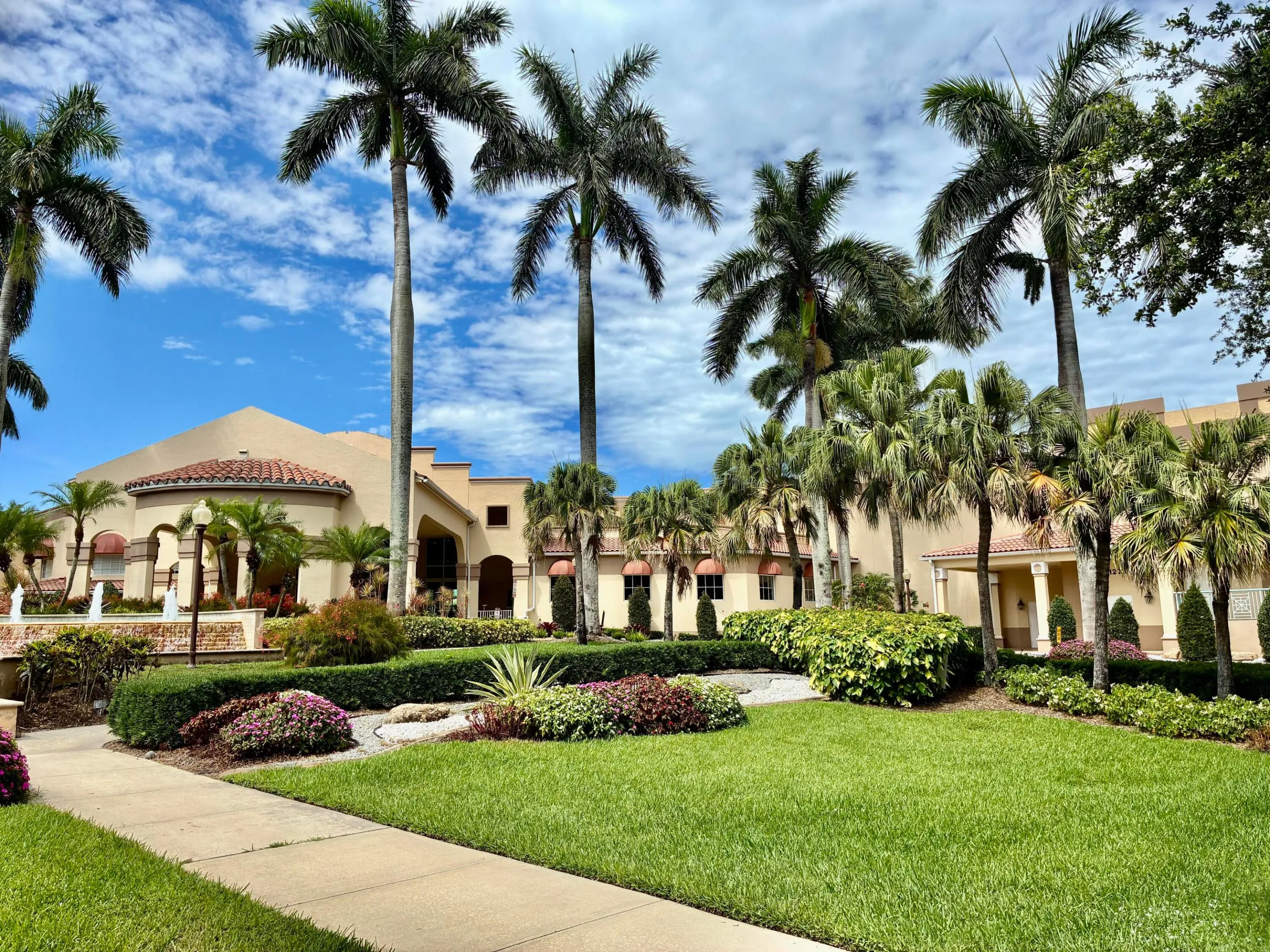 CORAL LAKES CLUBHOUSE