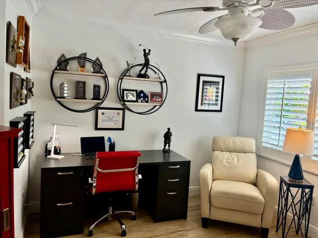 OFFICE/DEN
