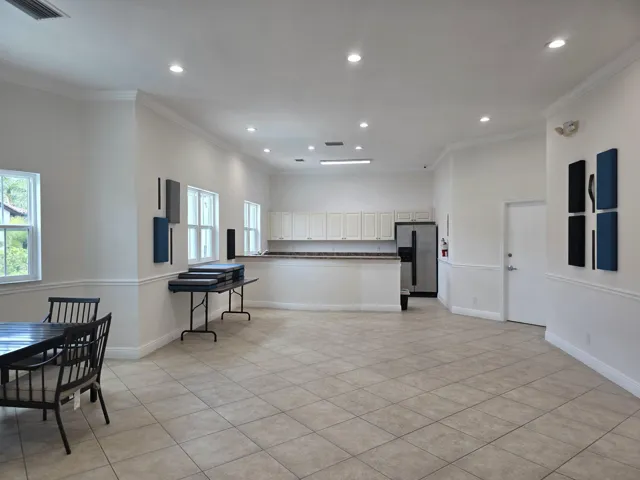 Clubhouse party room