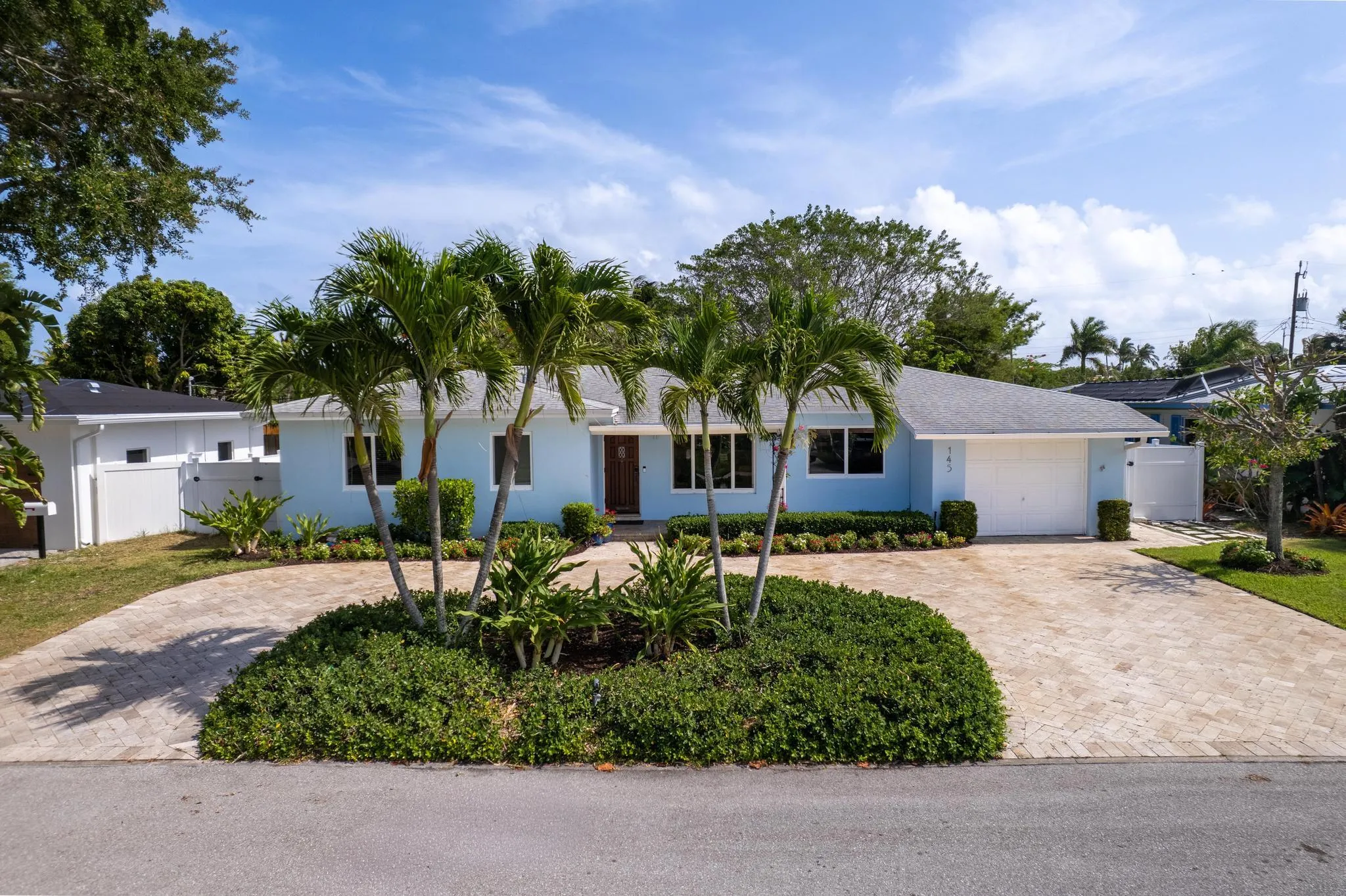 travetine custom driveway