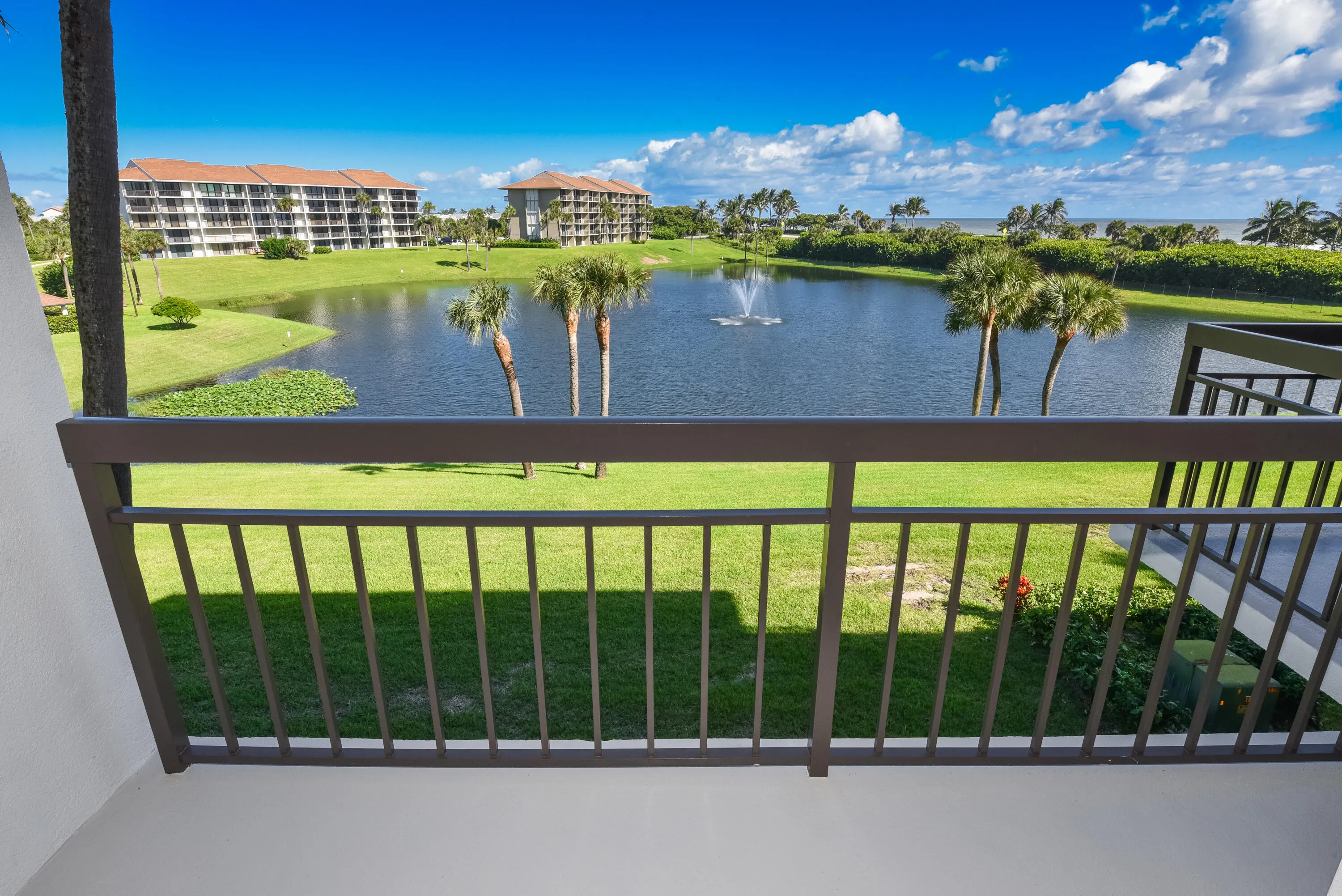 601 S Seas Dr_#303_MArina Brier_17