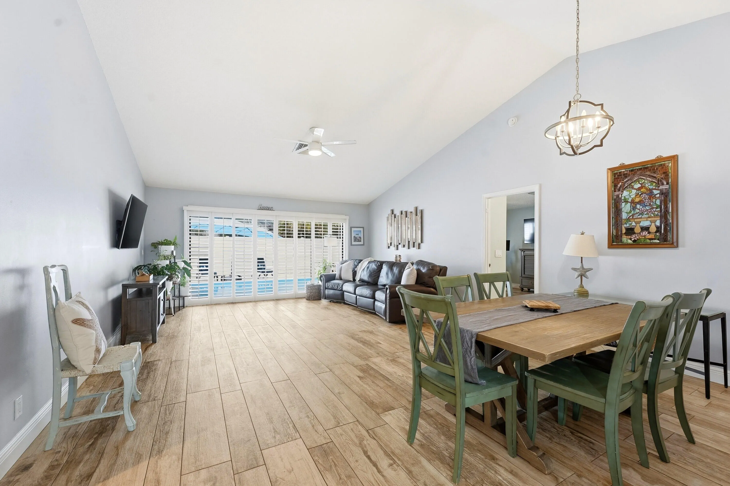 06_dining area