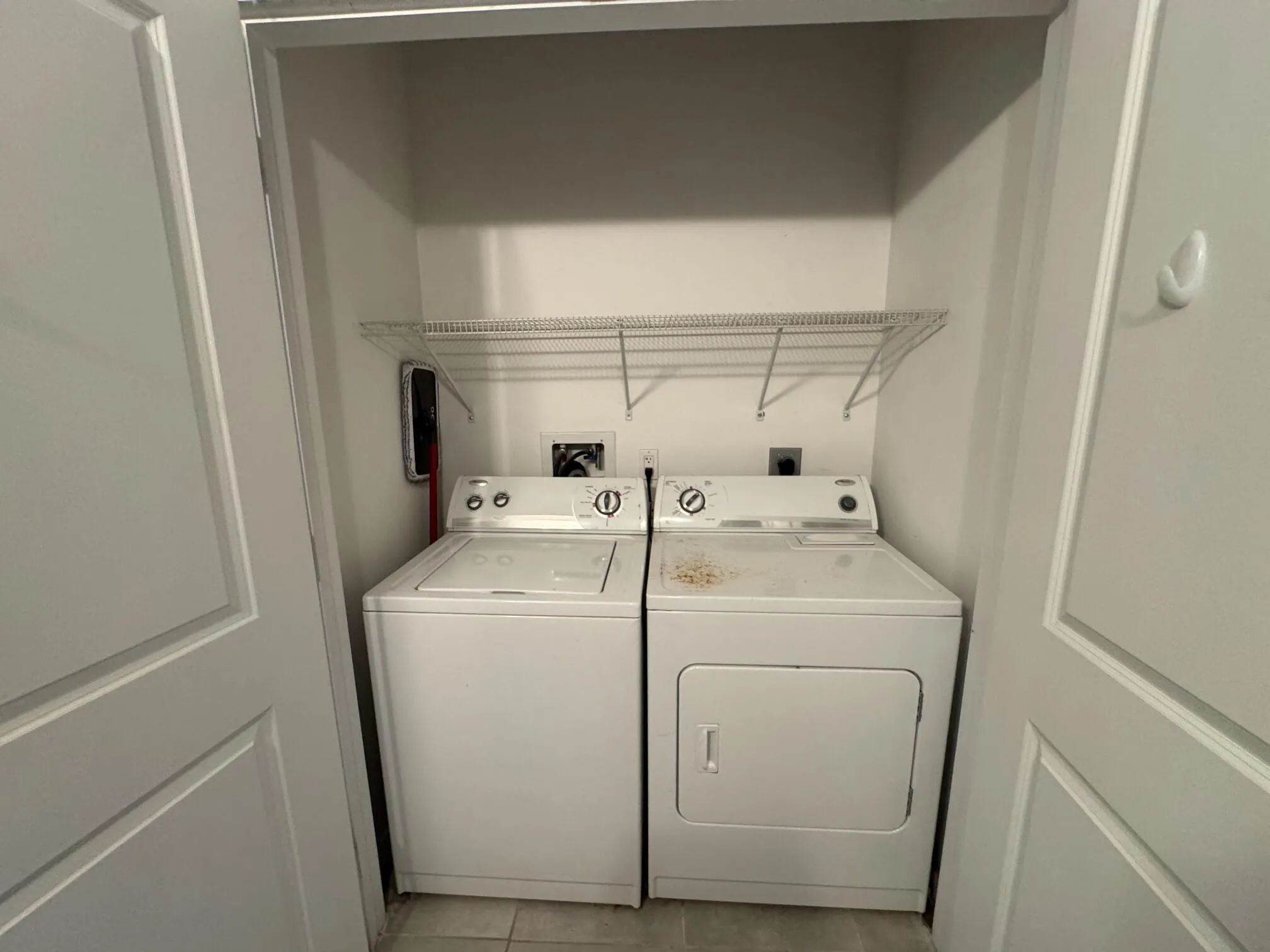 In Unit Washer/Dryer