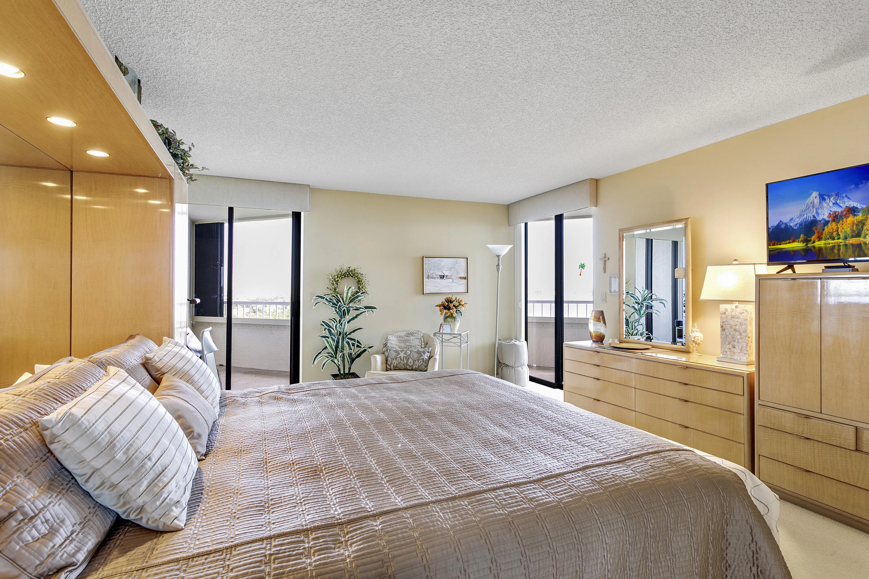 master bedroom 2