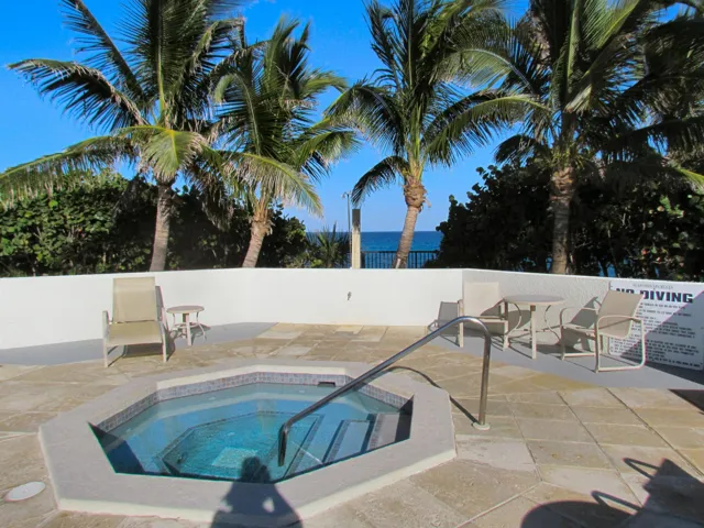 jacuzzi