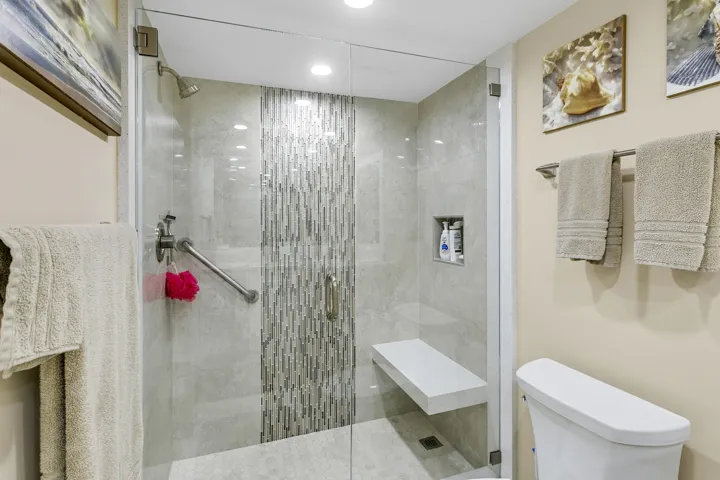 guest shower