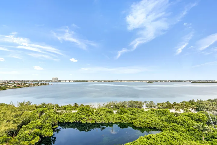 view west of icw