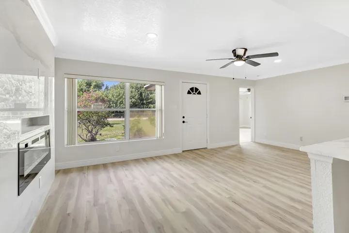 Living room 2