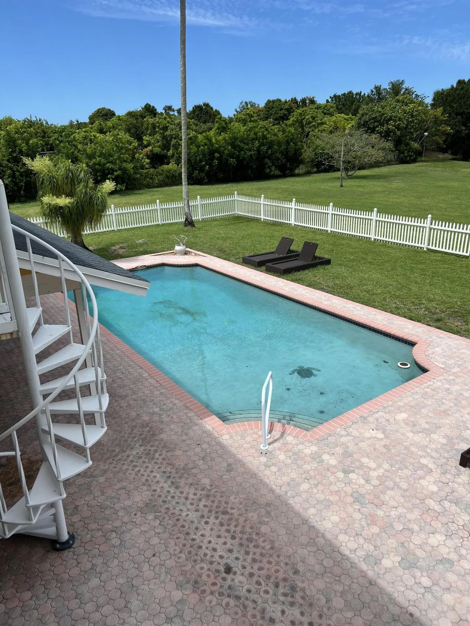 Property photo 32