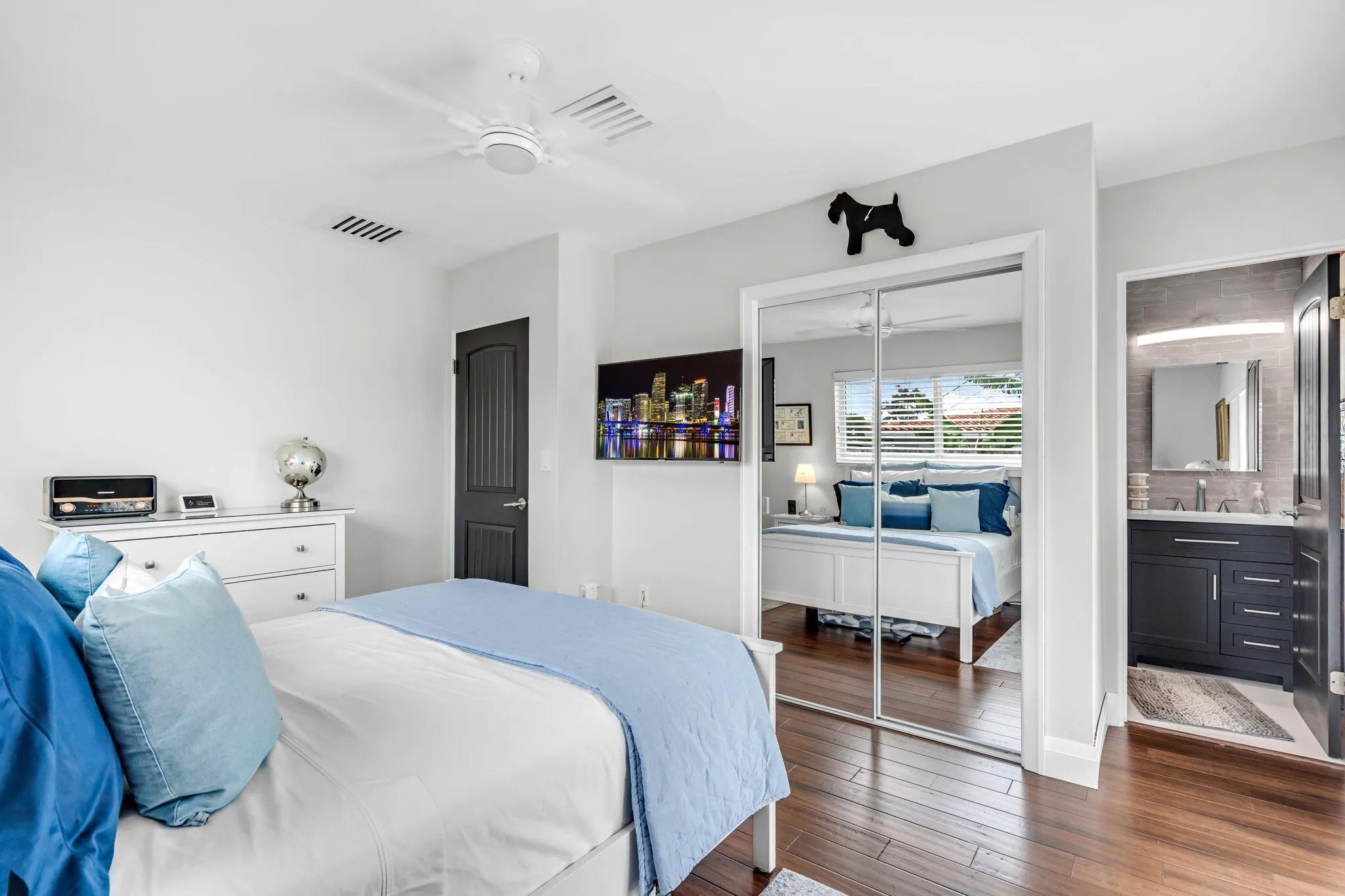 15-web-or-mls-1608NE14th-15