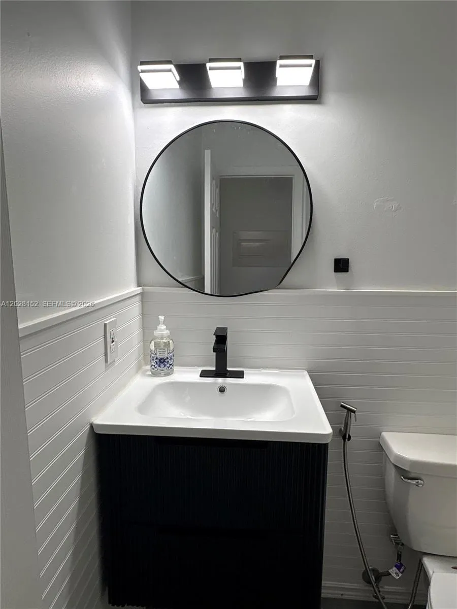 Guest Half Bath