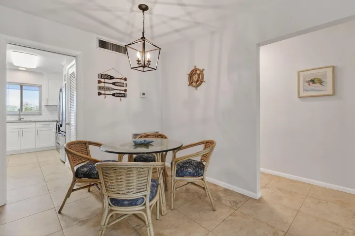 9GardenSt#204J(12)