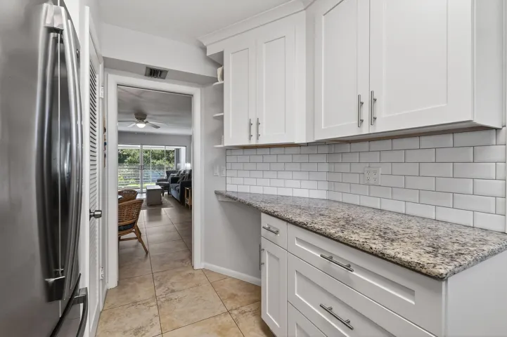 9GardenSt#204J(21)