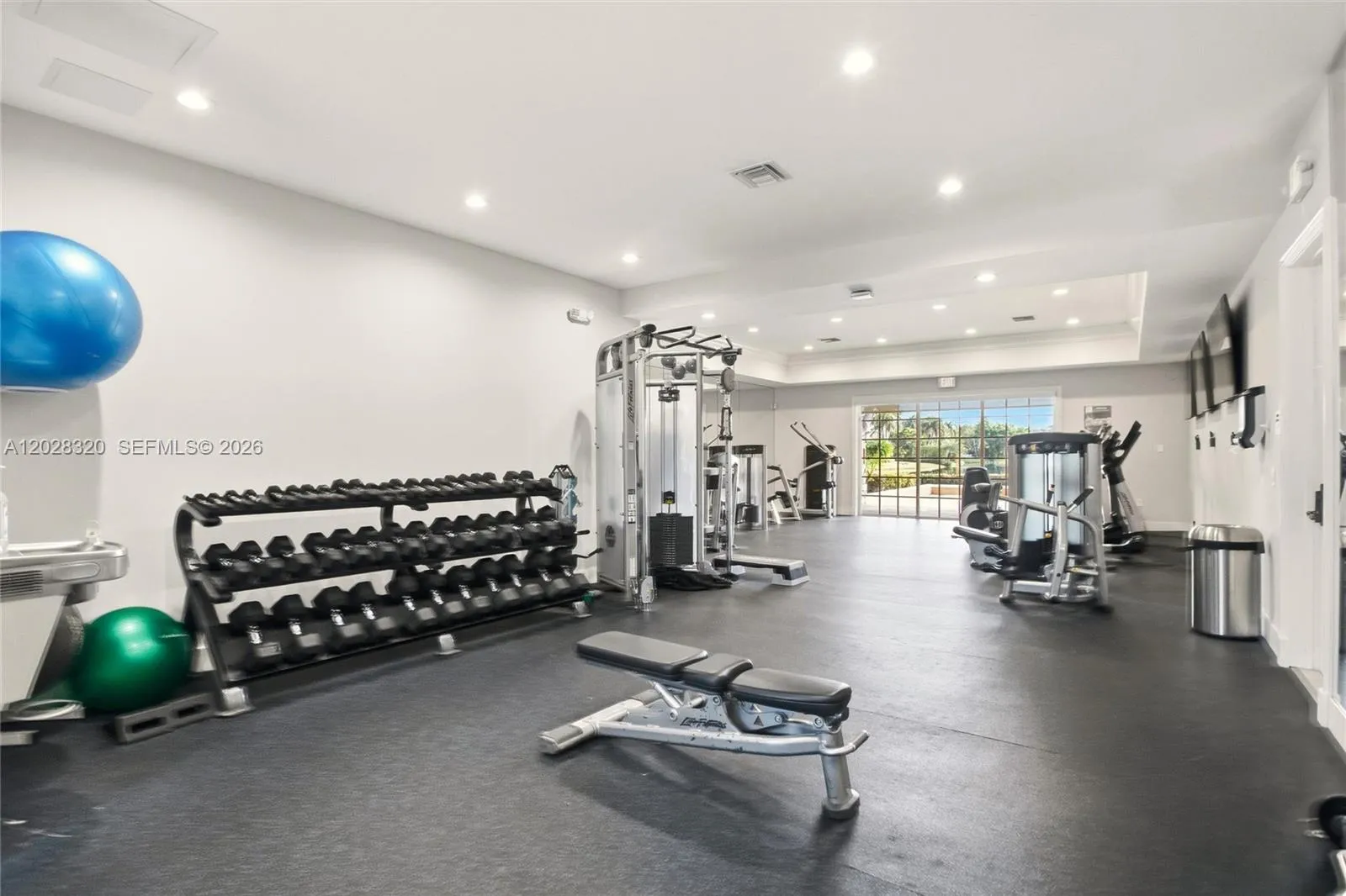 Property photo 86