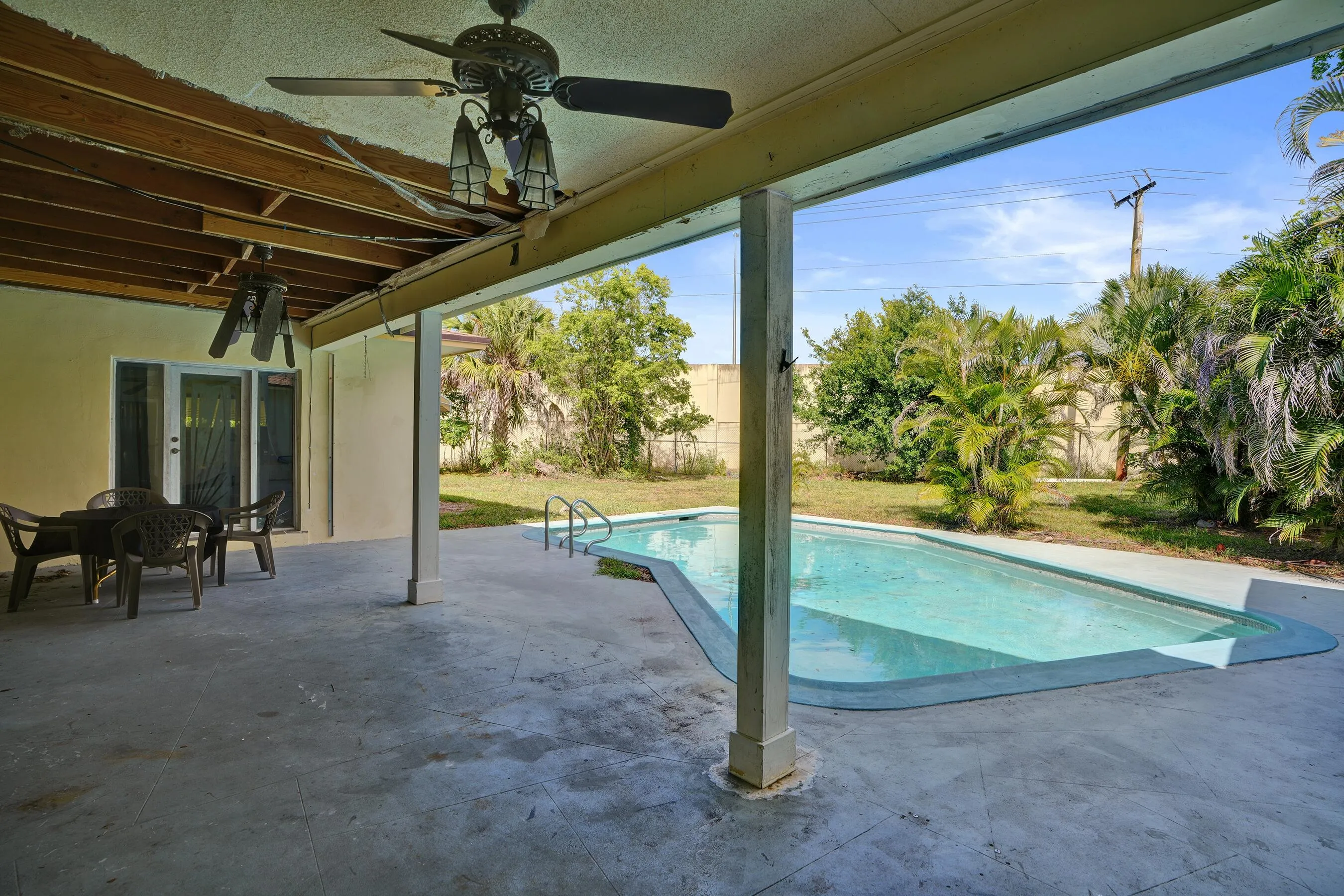 pool_patio
