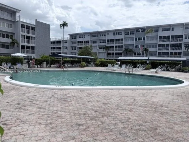 10 by 10 pool size
