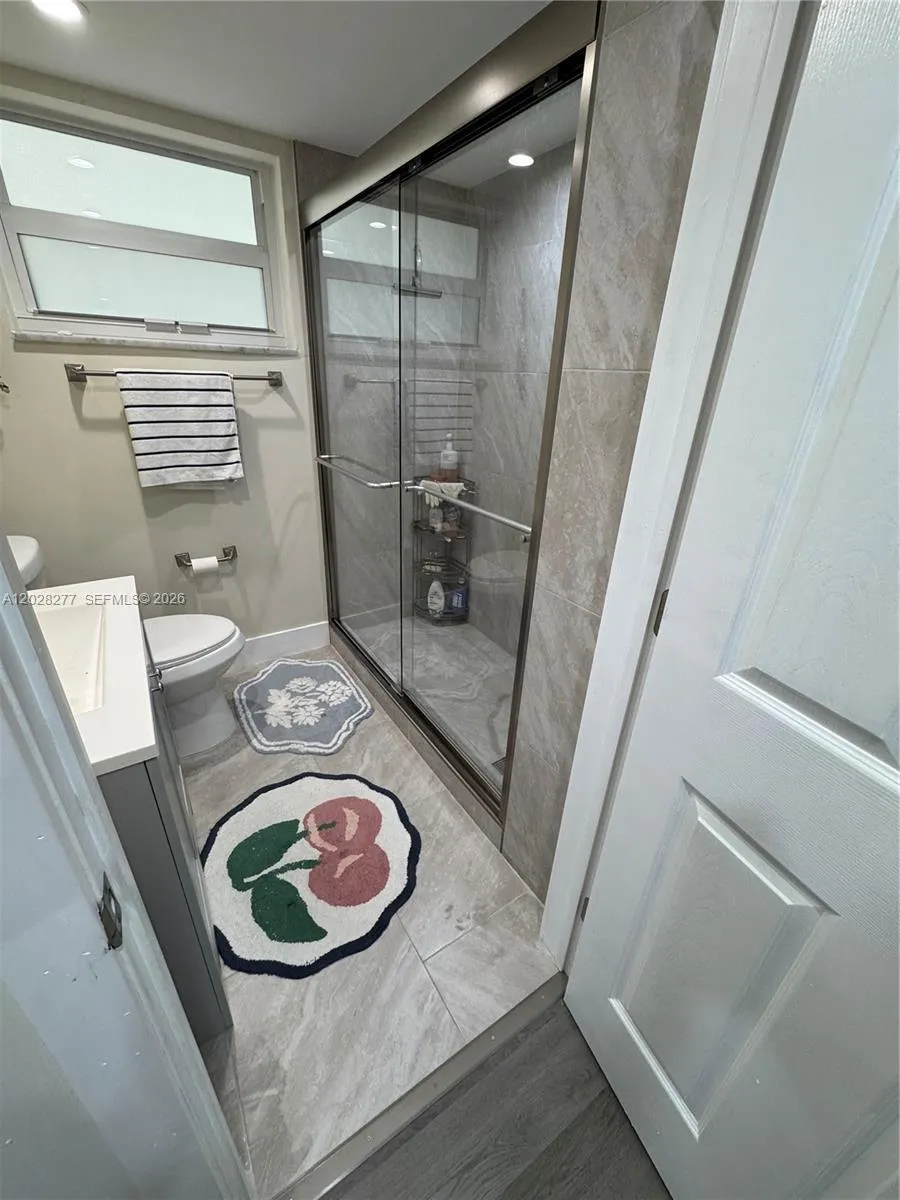 Main bathroom