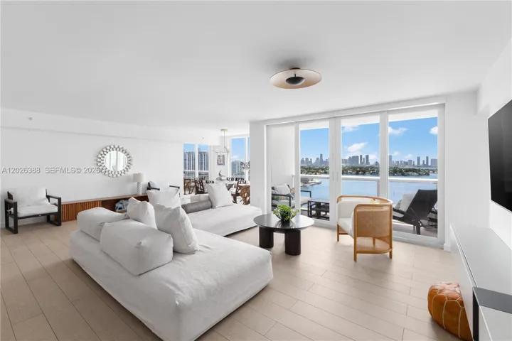 Very wide living room - unusual in a condo