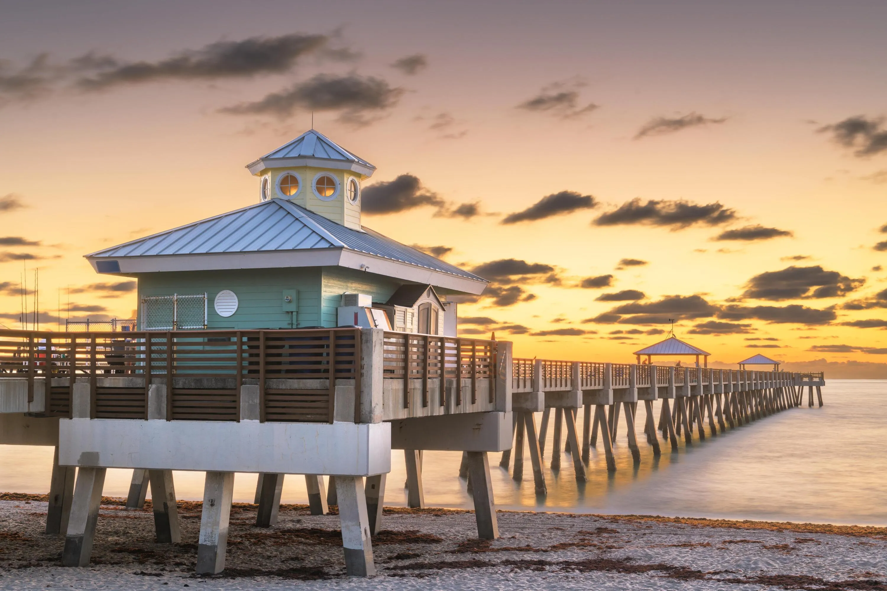Juno Pier 1-min