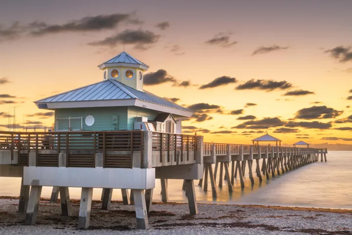 Juno Pier 1-min