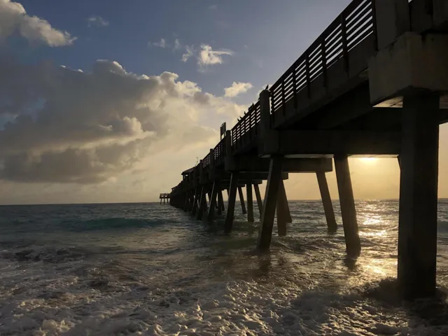 Juno Pier 2