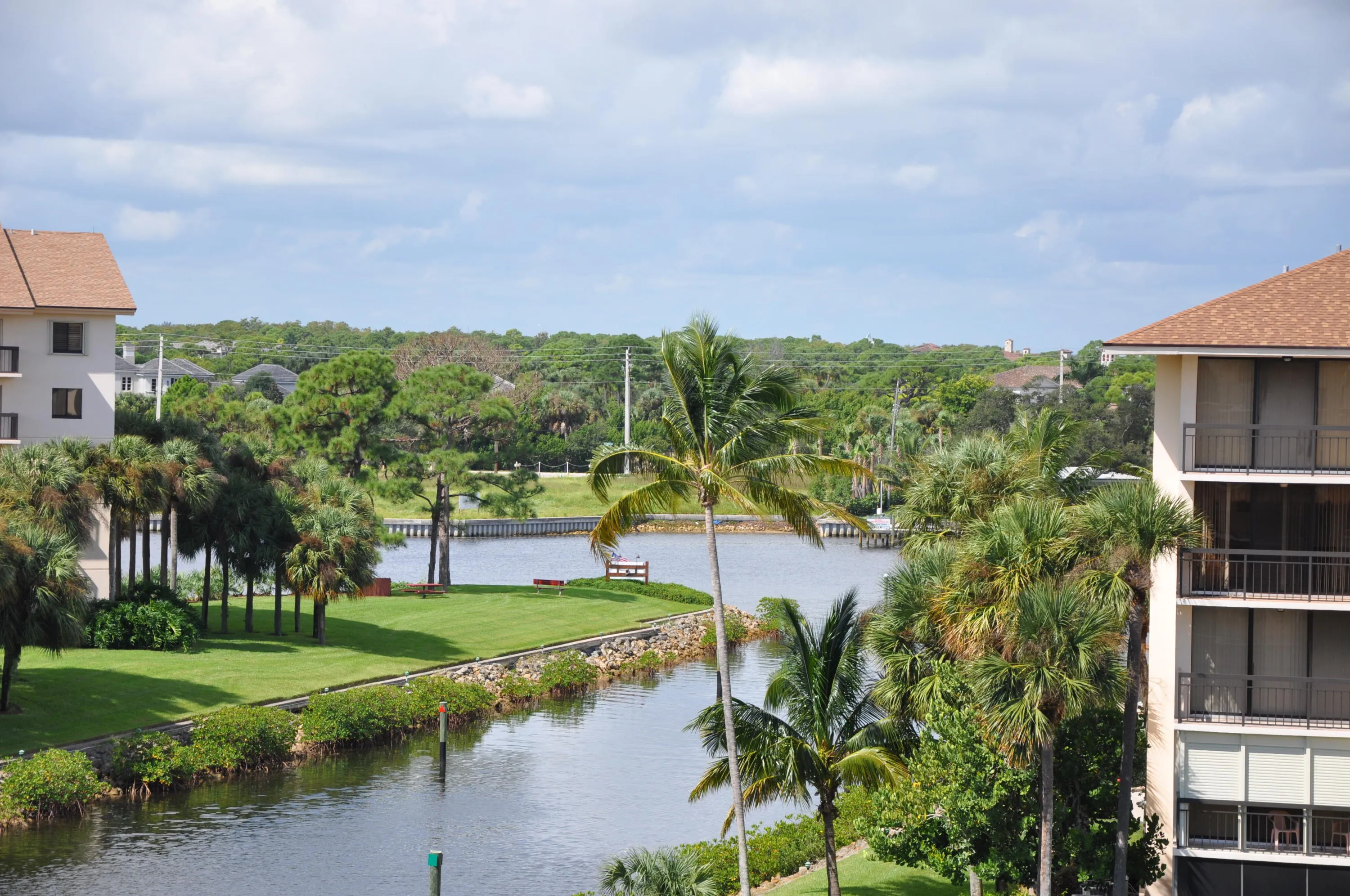 bluffs marina 005